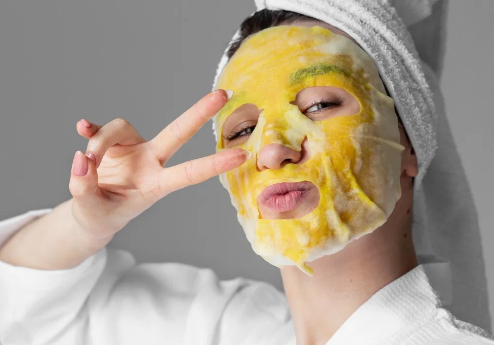 فواید عسل برای پوست و مو۱۰خاصیت شگفت‌ انگیز عسل برای زیبایی