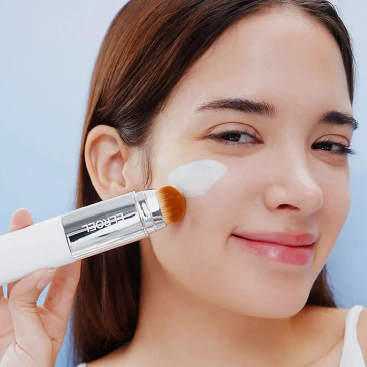 کرم پودر استیکی الروال کالر چنجینگ مدل وی وایت