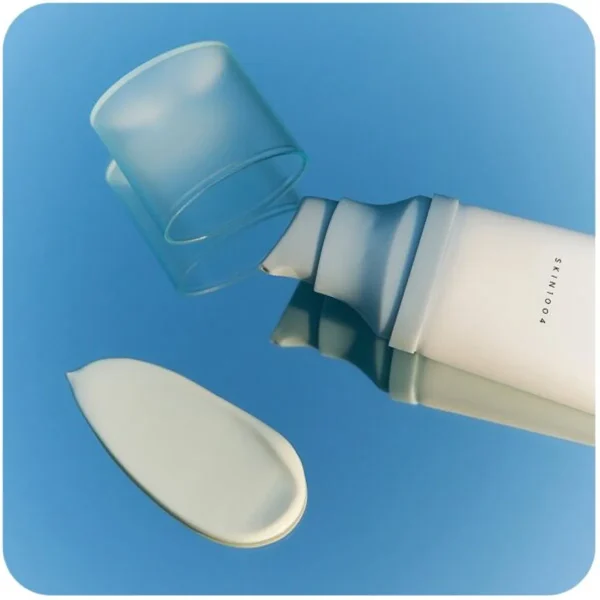 ضد آفتاب سنتلا مدل اسکین 1004 بی رنگ SPF 50 - Image 3